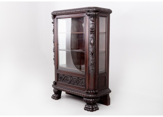 Dish cabinet