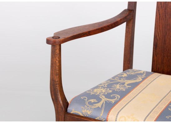 Diningroom furniture