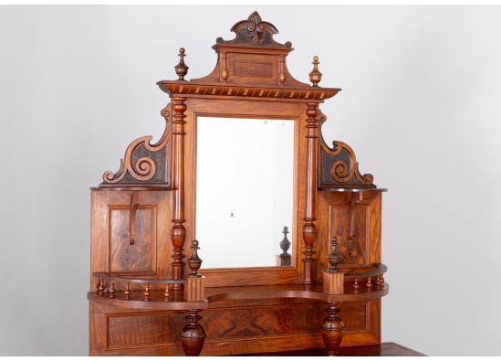 Commode with mirror