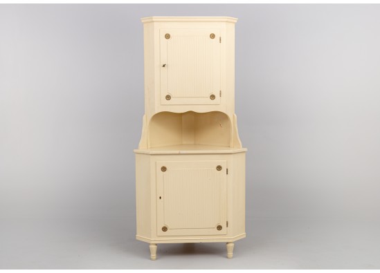 Corner dish cabinet