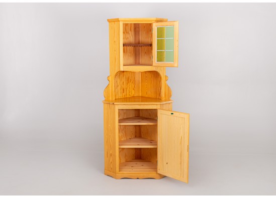 Corner dish cabinet