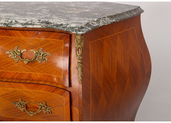 Commode