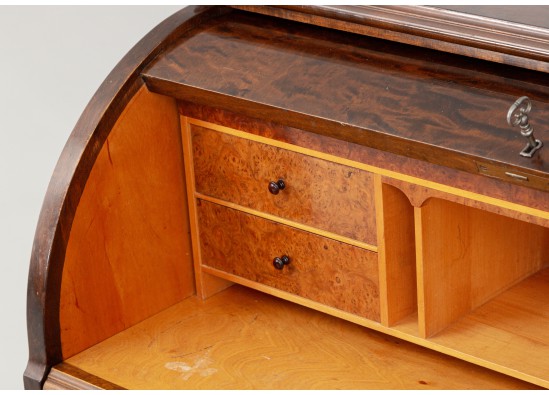 Secretaire