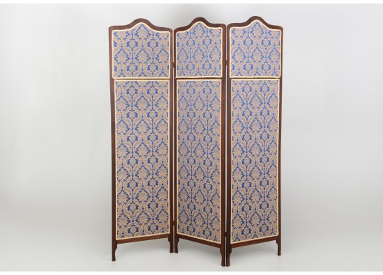 Folding screen