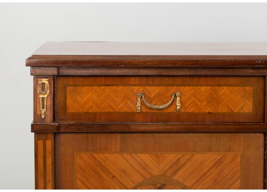 Commode
