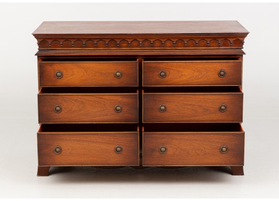 Commode
