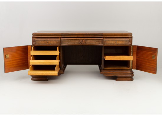 Workroom furniture