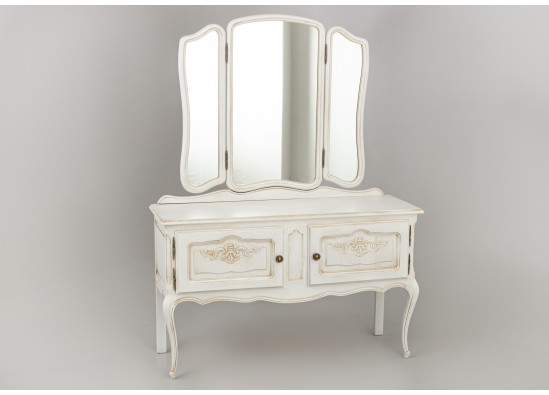 Dressing table