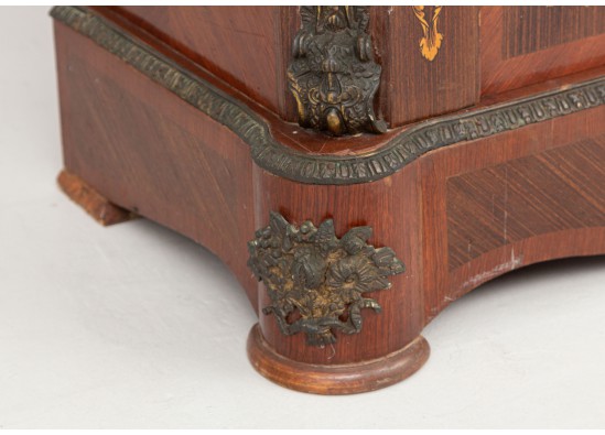 Commode