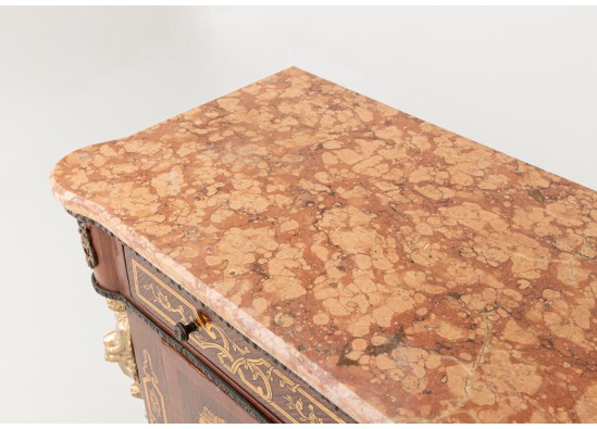 Commode