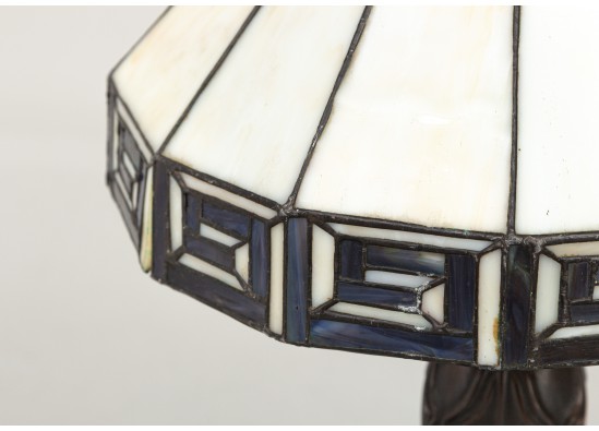 Table lamp