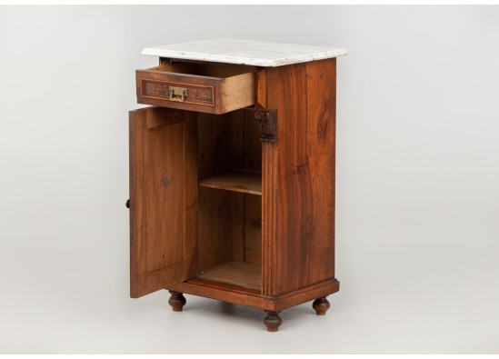 Commodes