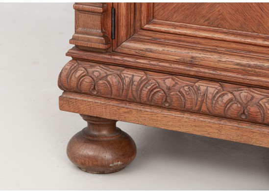 Bookcase - Dish cabinet