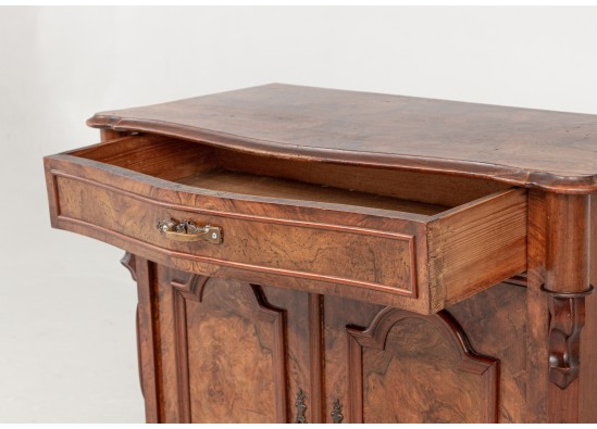 Commode