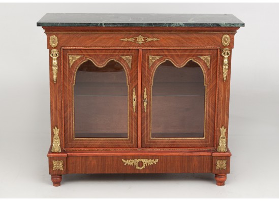 Commode