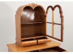 Dish cabinet