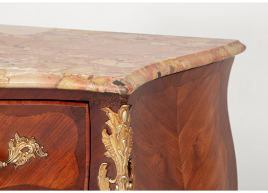 Commode