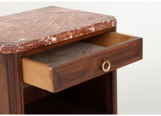 Commode