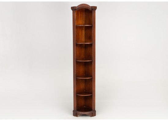 Corner shelf