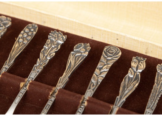 Spoon set