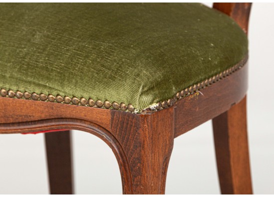 Chairs (4 items)