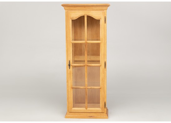 Dish cabinet
