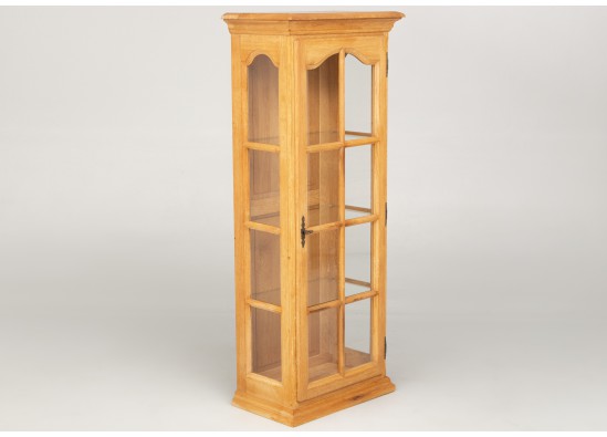 Dish cabinet