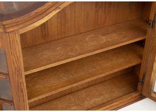 Hanging cabinet