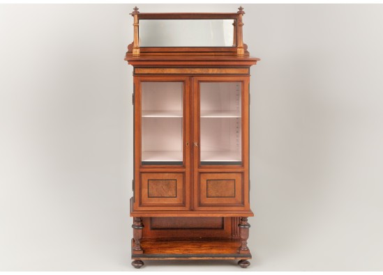 Disch cabinet