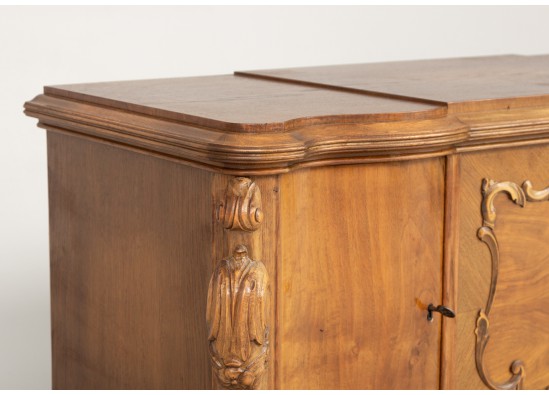 Commode