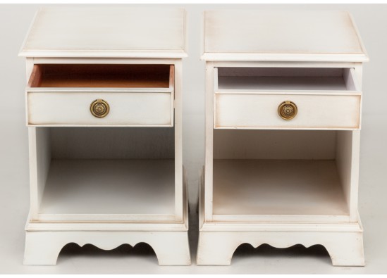 Commodes (2 items)