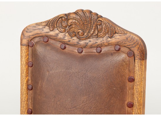 Chairs (2 items)