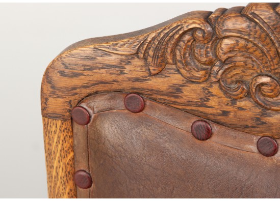 Chairs (2 items)