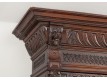 Dish cabinet