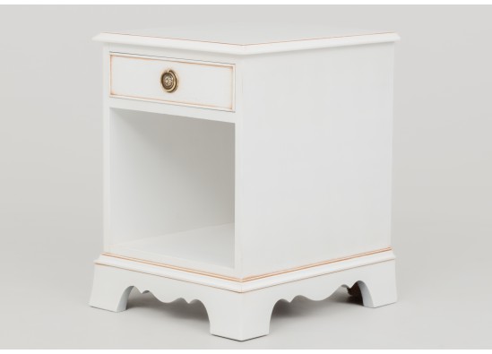 Commodes  (2 items)