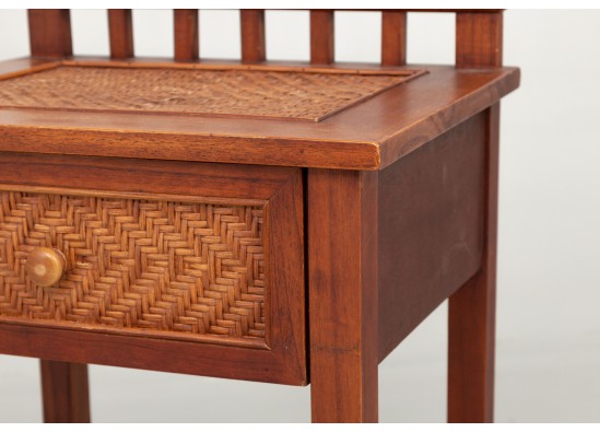 Commode (2 items)