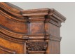 Dish cabinet