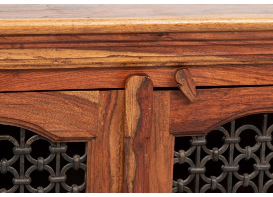 Commode