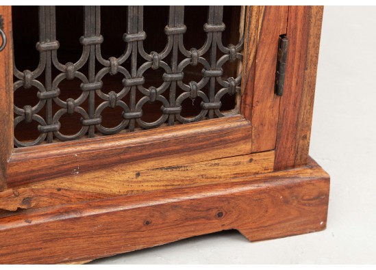 Commode