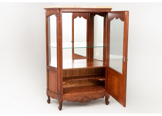 Dish cabinet