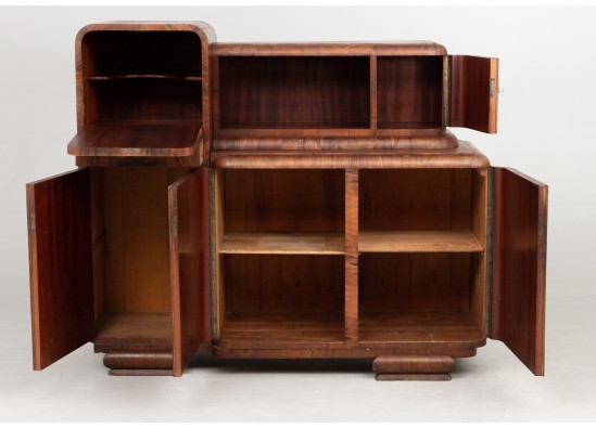Dish cabinet