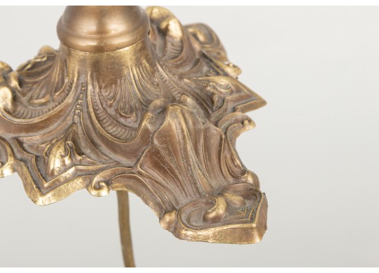 Table lamp
