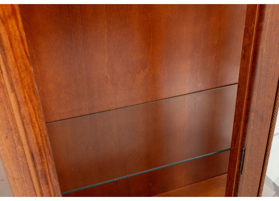 Dish cabinet