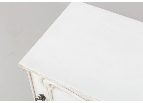 Commode (2 items)