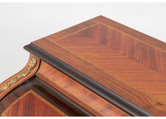 Secretaire