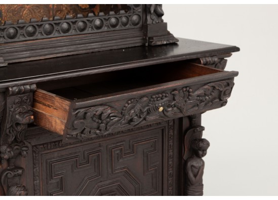 Disch cabinet