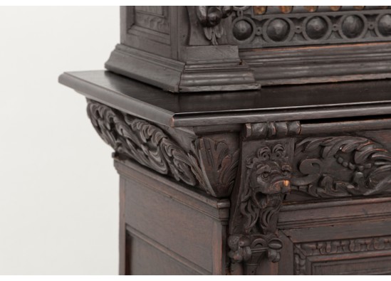 Disch cabinet