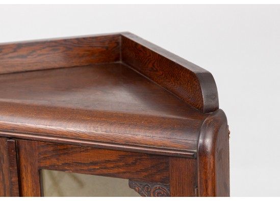 Corner dish cabinet