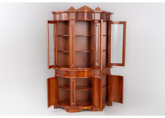Dish cabinet