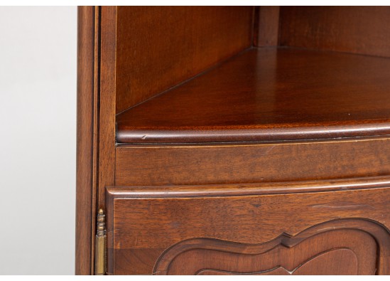 Corner shelf - Dish cabinet